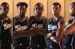 南宫娱乐下载 -包含转会期突围战来临；奥兰多魔术围绕NBA季后赛战术微调；信心回归；训练强度明显提升的词条